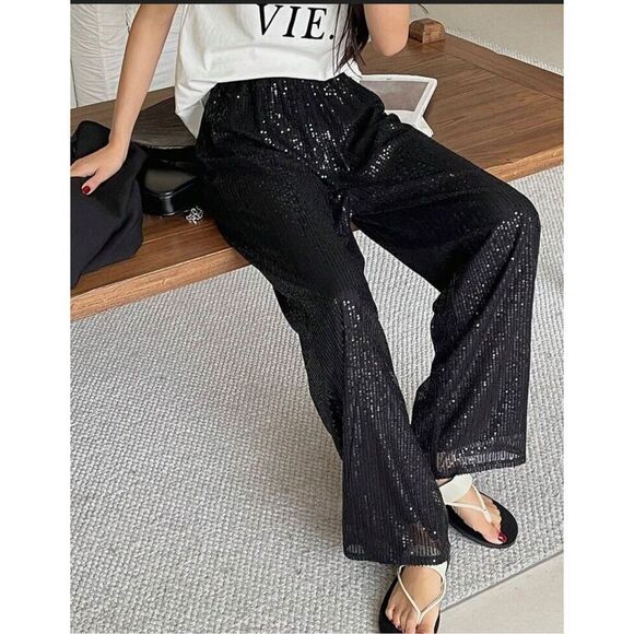 Sequin Embellished Pants - Picture 2 of 10